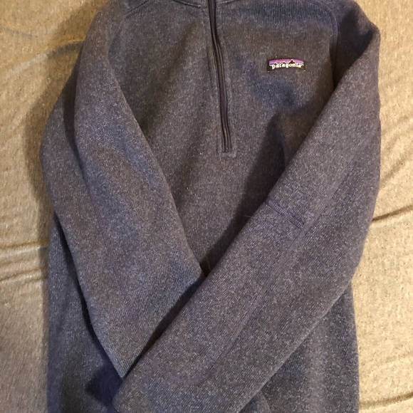 Women’s Patagonia zip up fleece - Picture 2 of 3